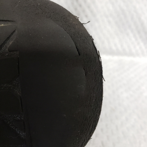 Koolaburra by Ugg Child Size 1 Victoria Short Boots Black Bows 1019372 Pre-owned - Picture 14 of 15